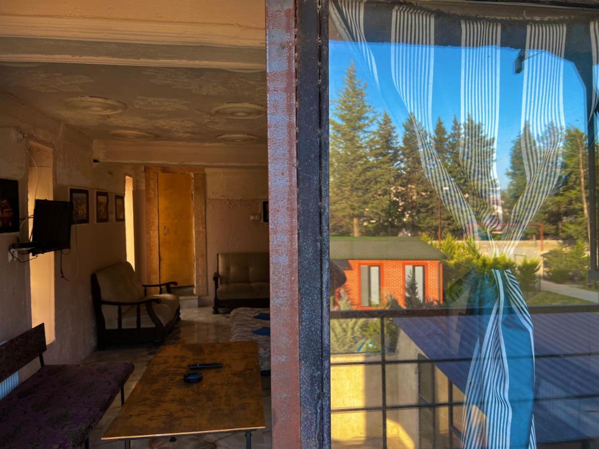 Smile Guesthouse تبليسي المظهر الخارجي الصورة